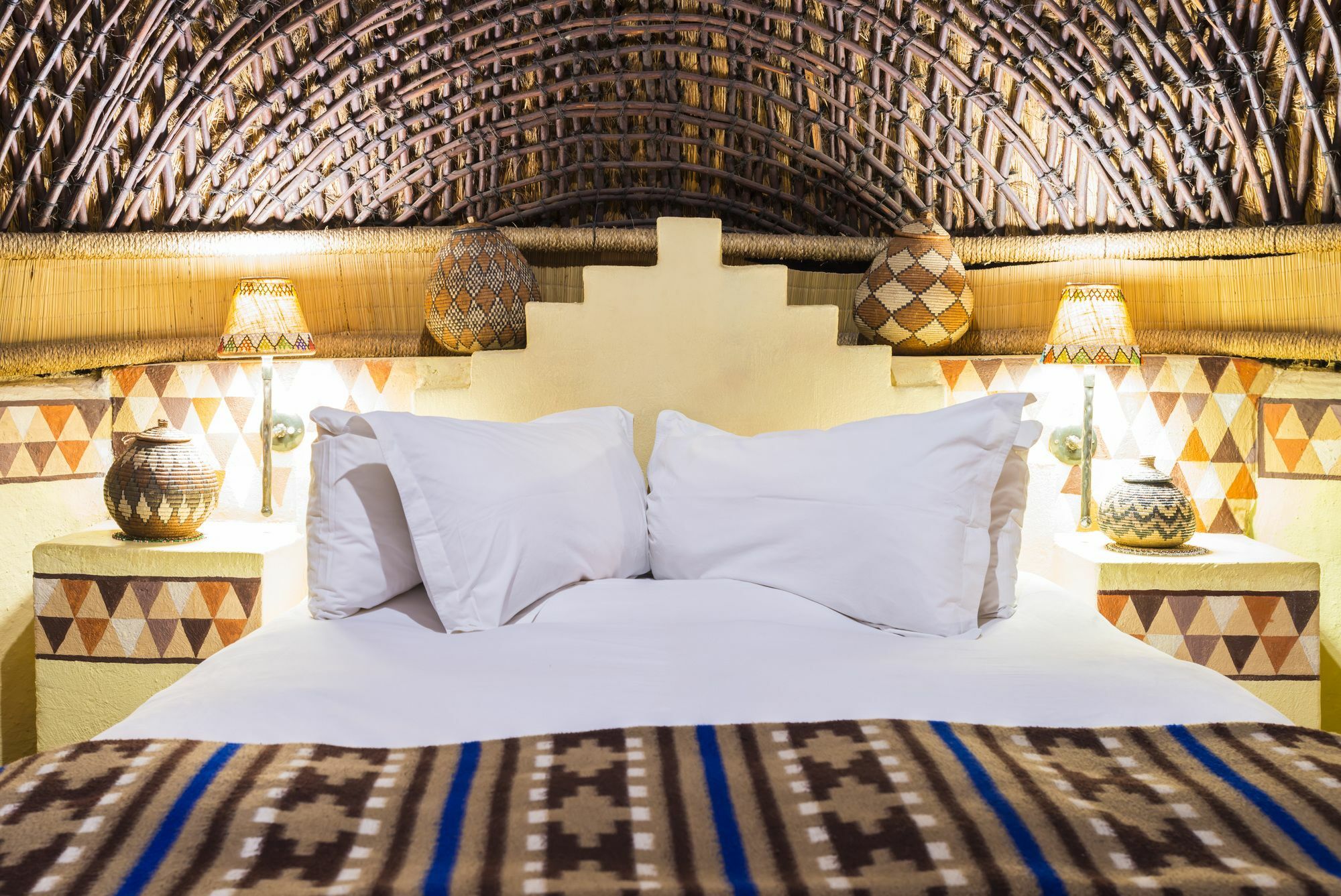 aha Lesedi African Lodge&Cultural Village Broederstroom Extérieur photo