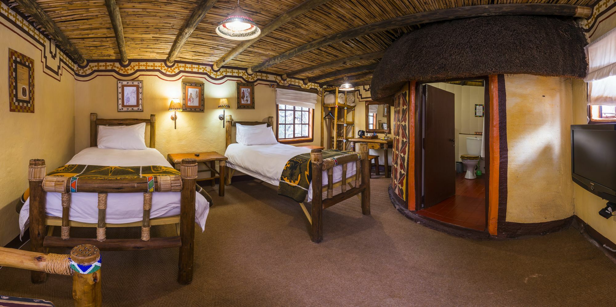 aha Lesedi African Lodge&Cultural Village Broederstroom Extérieur photo
