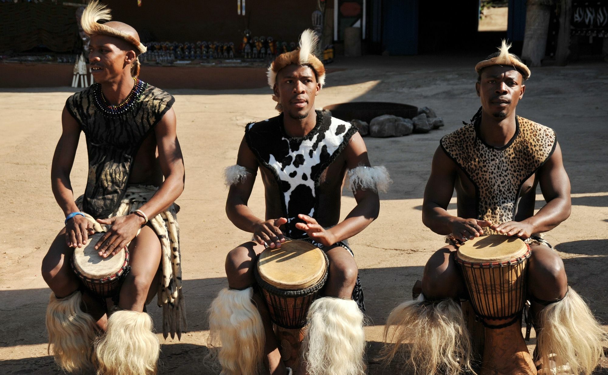aha Lesedi African Lodge&Cultural Village Broederstroom Extérieur photo