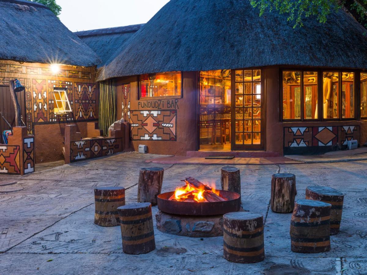 aha Lesedi African Lodge&Cultural Village Broederstroom Extérieur photo