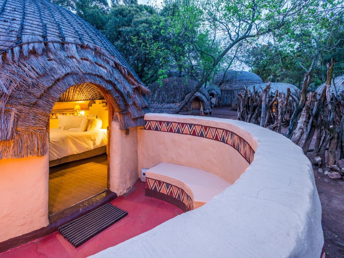 aha Lesedi African Lodge&Cultural Village Broederstroom Extérieur photo